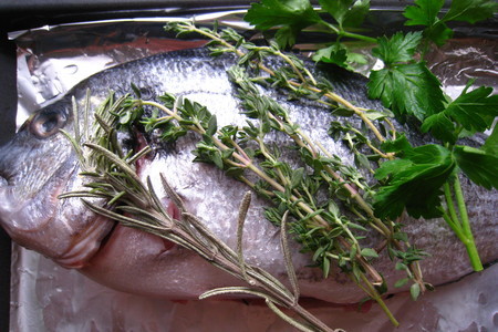 Рыба запеченная в духовке по-средиземноморски: шаг 1