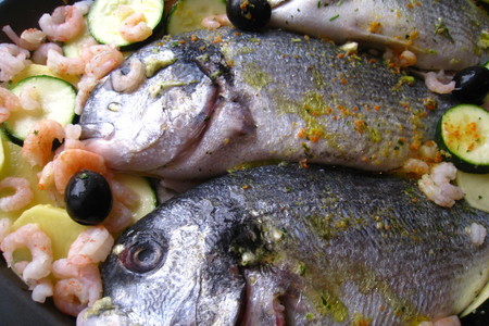 Рыба запеченная в духовке по-средиземноморски: шаг 3