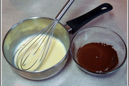Крем-брюле с мягким апельсиновым шоколадом. кокосовое печенье с вишней.: шаг 13