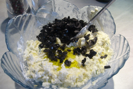 Овощные канапе с картофельно-оливковым кремом: шаг 2