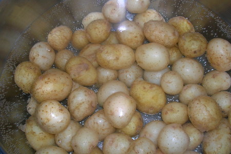 Марокканский картофельный салат с маслинами: шаг 1
