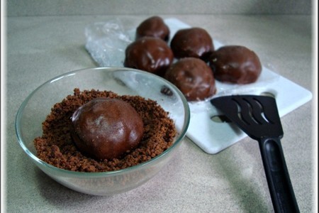 Шоколадные розетки с сорбе "холодный поцелуй в сердце".: шаг 17