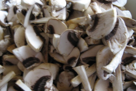 Томатный соус с грибами к горячим блюдам: шаг 3