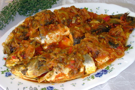 Рыба с карри и имбирем в томатном соусе: шаг 4
