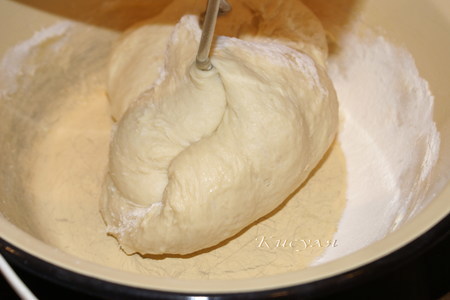 Сливовый пирог со сметанным кремом: шаг 4