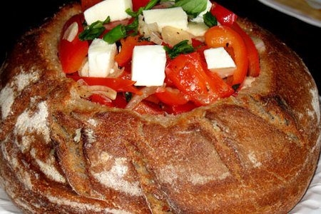 Рагу из паприки в хлебной корочке (pagnotta ai peperoni)): шаг 4