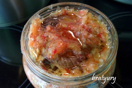 Незатейливая и вкусная закуска из печёных баклажанов в маринаде из перца: шаг 6