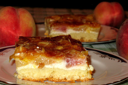 Пирог с творогом и персиками: шаг 8