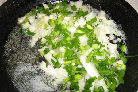 Яйца с рисом,запечённые в соусе из шампиньонов.: шаг 4