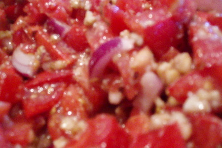 Салат из помидор с орехами по-мужски: шаг 3