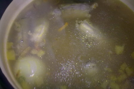 Суп с куриной шеикой и вермишелькой: шаг 6