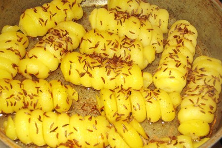 Грудка индейки с картофельными завитками и сырно-грибным соусом: шаг 4