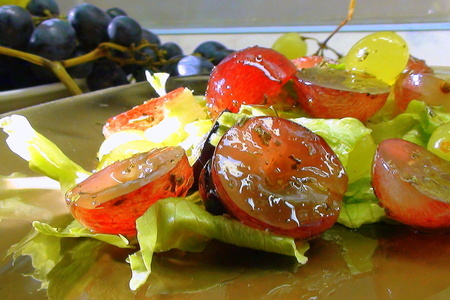 Запечённый камамбер с салатом из винограда и розмарина. ужин для обиженной жены…: шаг 11