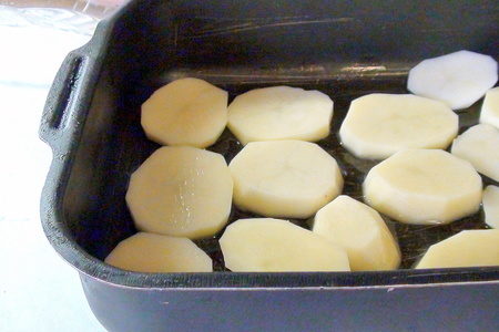 Курочка без костей, фаршированная японскими яичными блинчиками с сыром и паштетом.: шаг 13