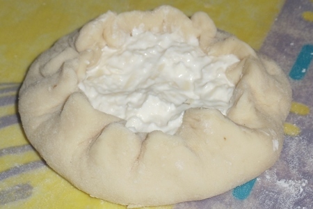 Сырные булочки с перепелиным яйцом   (по мотивам аджарских хачапури): шаг 5
