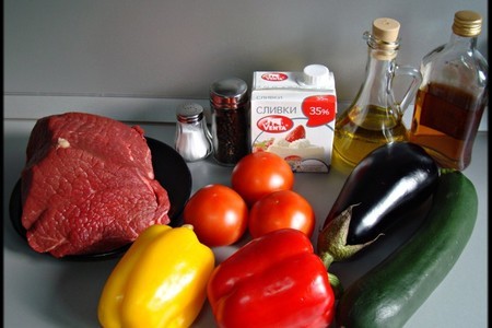 Перечный раундрамб-стейк с грилованными овощами  (pepper raundramb-steak).: шаг 1