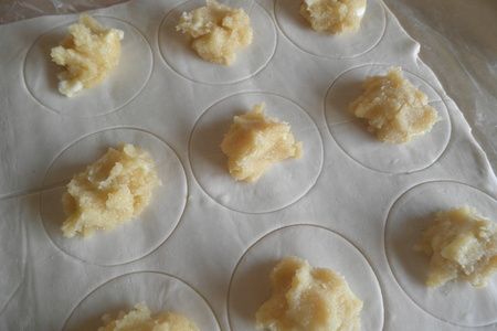 Слоеные пирожные с миндальной начинкой (gateau pithiviers): шаг 2