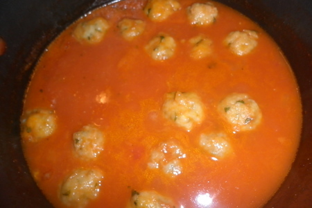 Томатный суп с фасолью и клецками с пармезаном: шаг 5