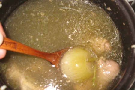 Грибной суп на куринном бульоне: шаг 1