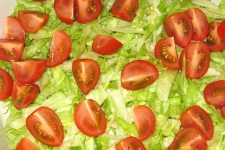 Легкий салат с сыром мимолетте: шаг 1