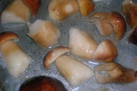 Сливочное суфле из куриной печени с белыми грибами: шаг 3