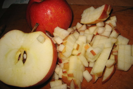 Салат с грибами и яблоком: шаг 3