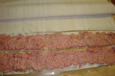 Розочки из теста с мясом, или ленивые пельмени: шаг 1