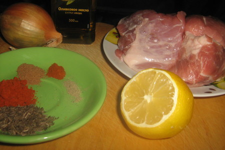 Свинина на шпажках с яблочно-луковым дипом: шаг 1