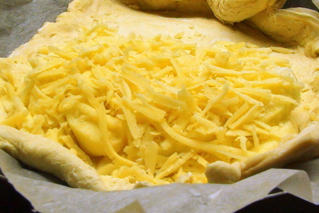 Пирог из слоёного теста с яблоками и сыром «запелдорн» :): шаг 2