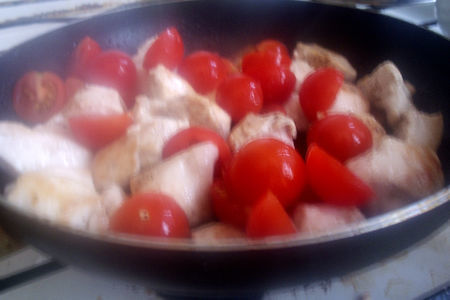 Тальятелле с куриным филе и помидорами черри: шаг 5