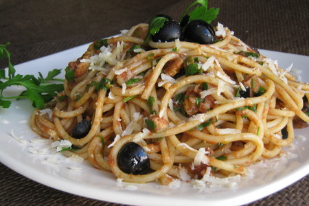 Спагетти с анчоусами (spaghetti alla puttanesca).: шаг 9