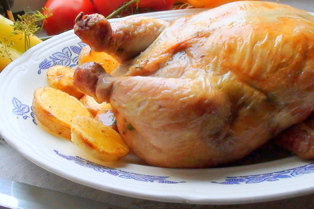 Курица без костей с начинкой из квашеной капусты, тефтелек и копчёных колбасок. мега вкусно!: шаг 10