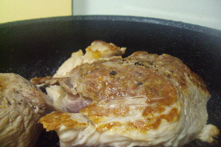 Свинина с карамелизированным луком и яблочным соком.: шаг 2