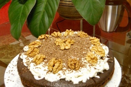 Праздничный тортик с черносливом, шоколадом и орехами: шаг 3