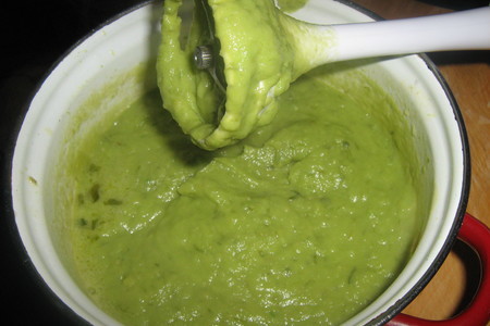 Суп из авокадо с мятой и мятными хлебцами.: шаг 4