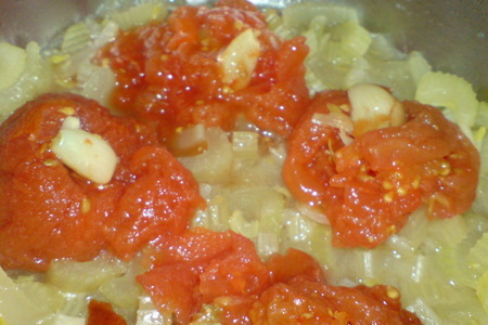 Крем-суп из запечённых помидоров и сельдерея: шаг 5