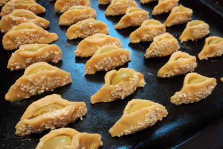 Печенье с оливками и кунжутом.: шаг 4