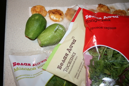 Зеленый салат с авокадо и жареным сыром: шаг 6