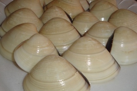 Охлаждённая похлёбка с моллюсками и картошкой: шаг 1
