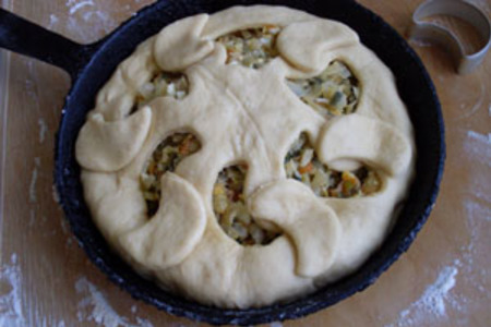 Капустный пирог с весенней зеленью: шаг 4