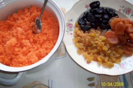 Морковный пудинг с сырным соусом: шаг 1