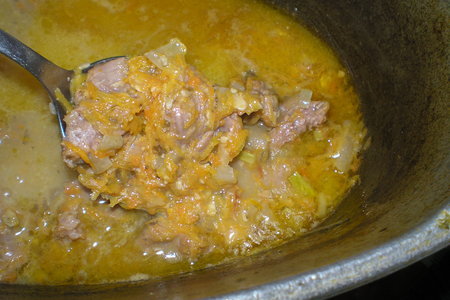 Картошка с мясом в гороховом соусе: шаг 2