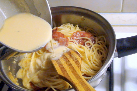 Спагетти с чоризо и жаренным яичным кремом.: шаг 7