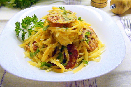 Спагетти с чоризо и жаренным яичным кремом.: шаг 8