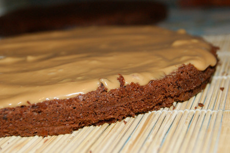 Шоколадный торт с заварным кремом и амаретто: шаг 2