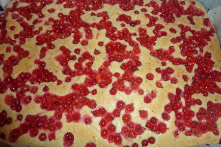 Пирожное " облачко" с миндалем и красной смородиной: шаг 9