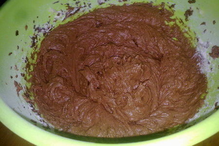 Шоколадный пирог с яблоками: шаг 5