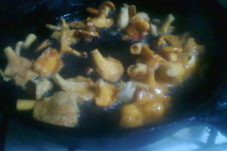 Паста с лососем и грибами в сырном соусе: шаг 1