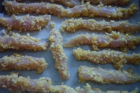 Куриная грудка карри под соусом,  с гарниром из печеных яблок,козьего сыра и кедровых орешков: шаг 5