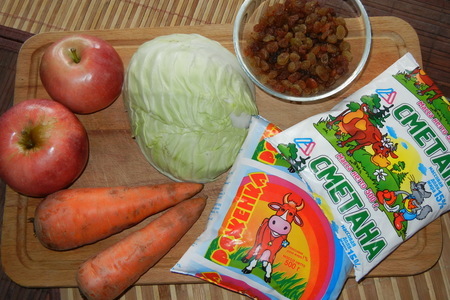 Салат фруктово-овощной (почти вегетарианский): шаг 1